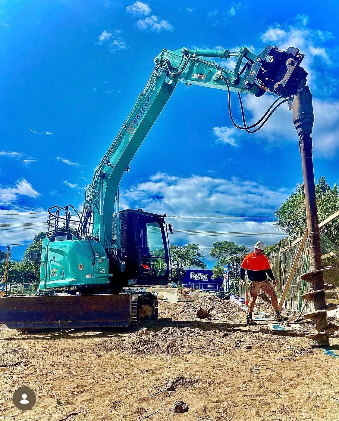 Kobelco Excavator — Commercial Site